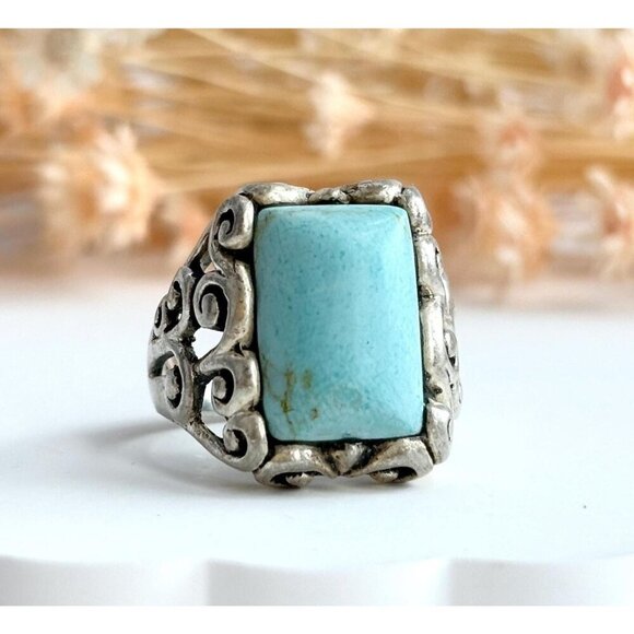 Natural Turquoise Rectangular Southwest Vintage Sterling Silver Ring - sz 8 - Picture 1 of 10